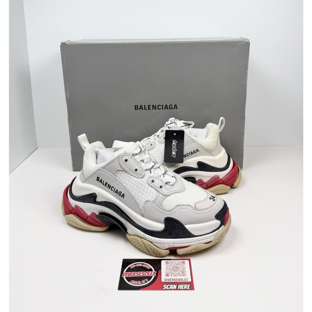 Size 34EU/4W - Balenciaga Triple S Distressed White Sneakers❤️ NEW/RETAIL $1K!
